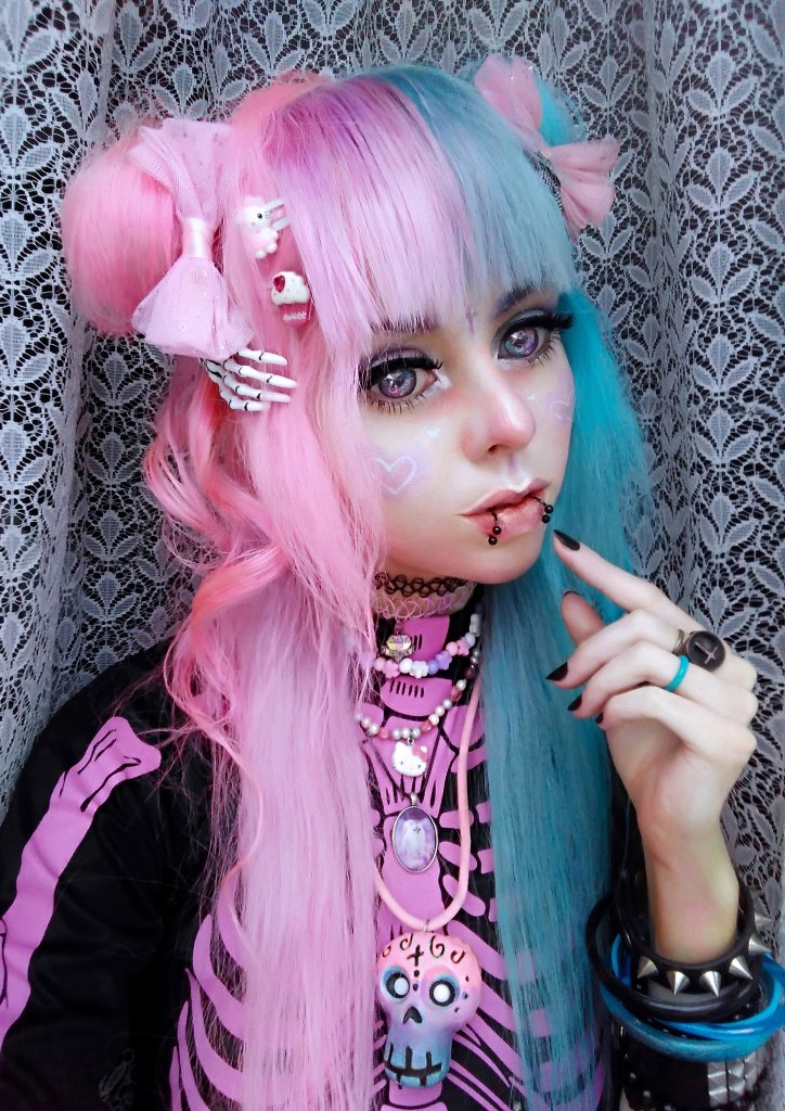 W stylu HARAJUKU / LOLITA
