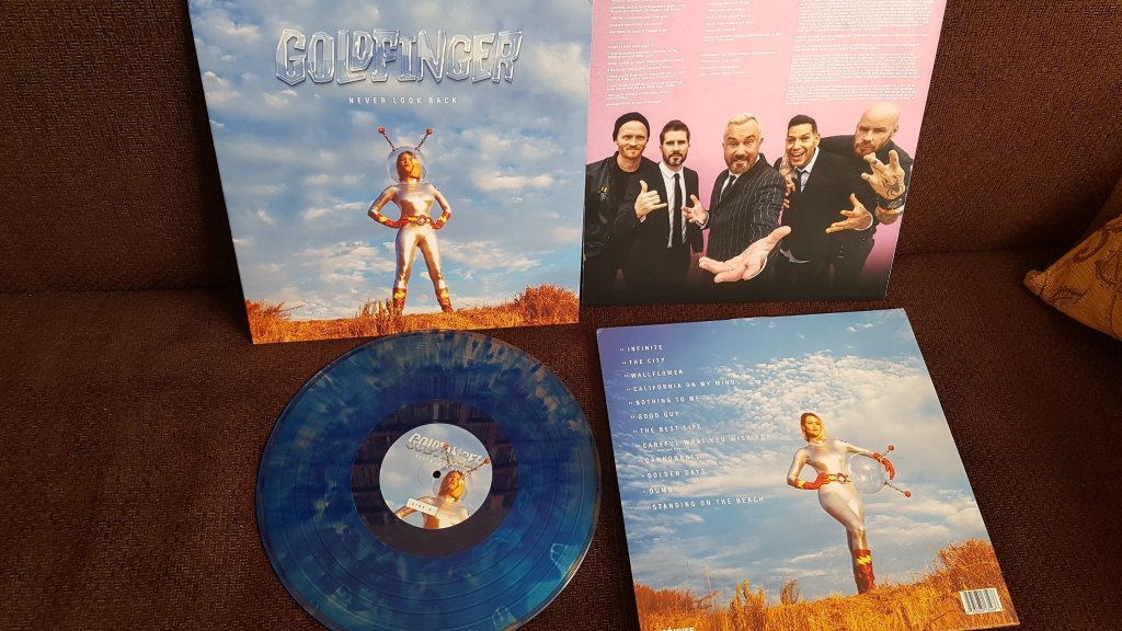 Goldfinger - Never Look Back