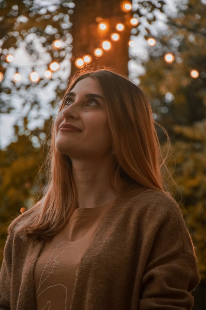 27.