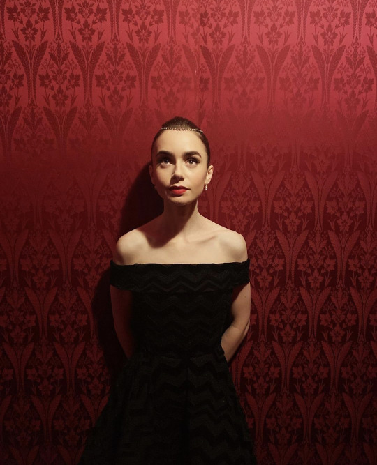 Lily Collins