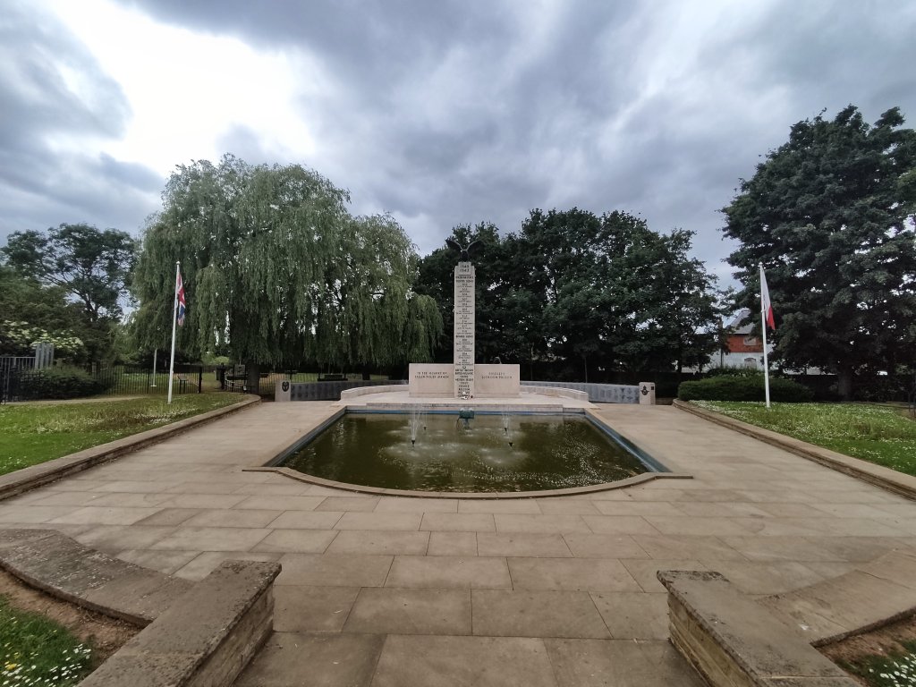 ruislip- pomnik plskich lotnikow