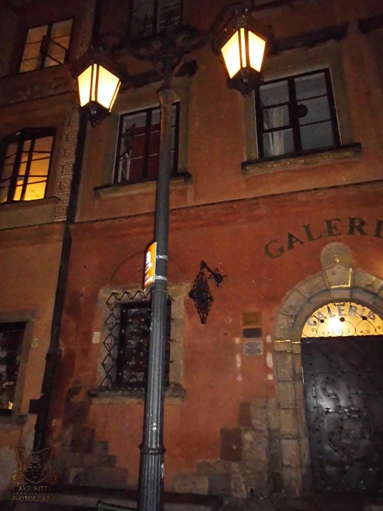 STARE MIASTO c.d.