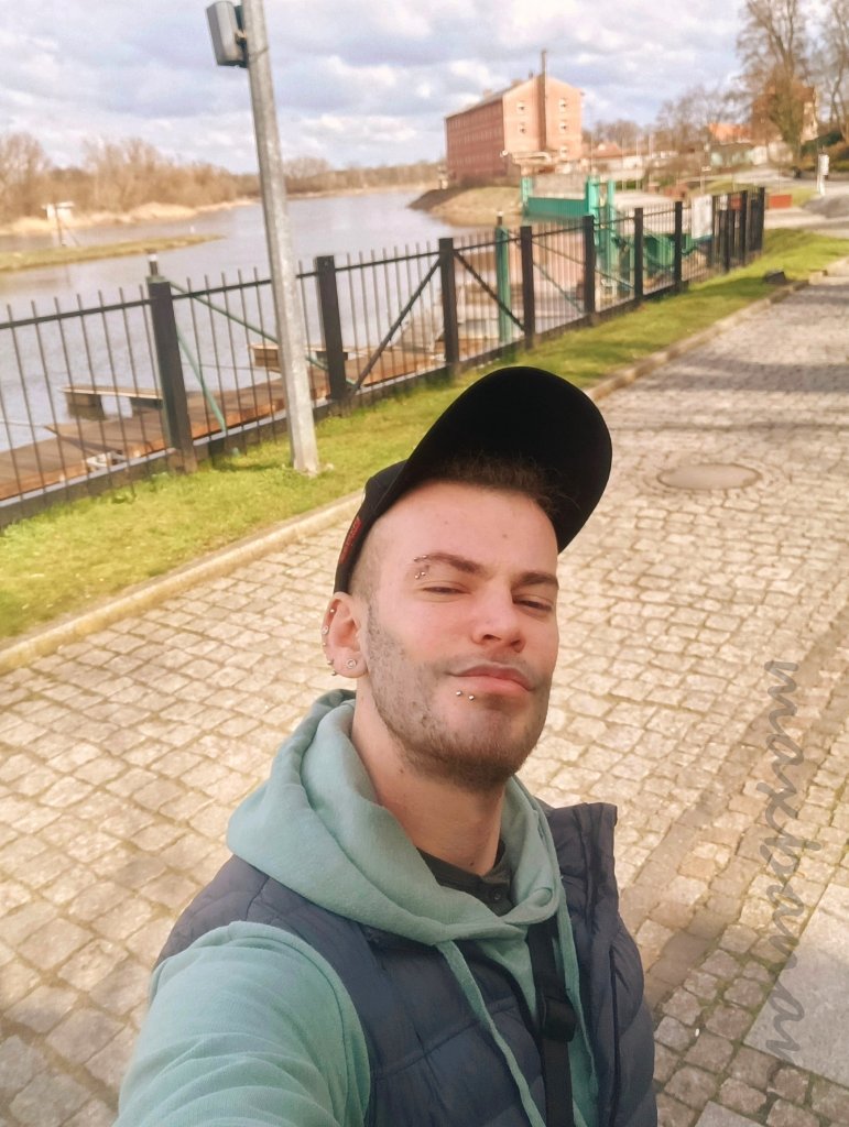1137. Tylko tym snem  