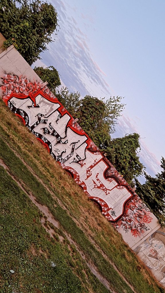 MENELE 