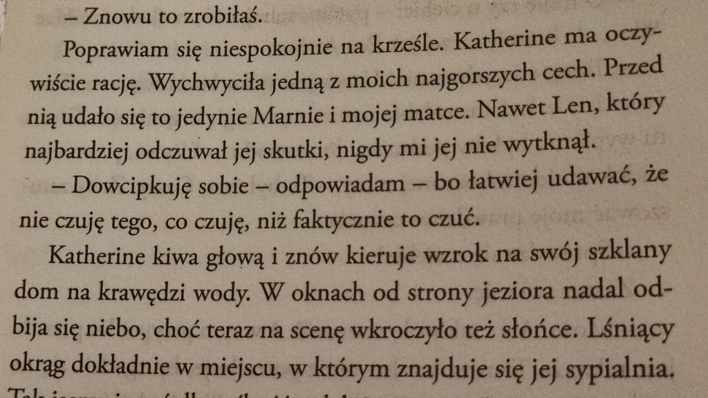 Dom po drugiej stronie jeziora
