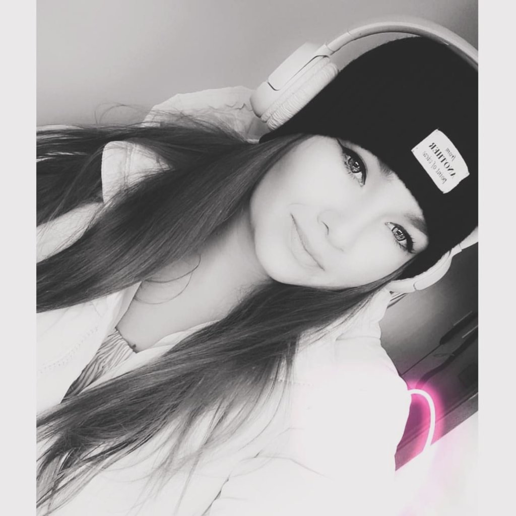 :) 