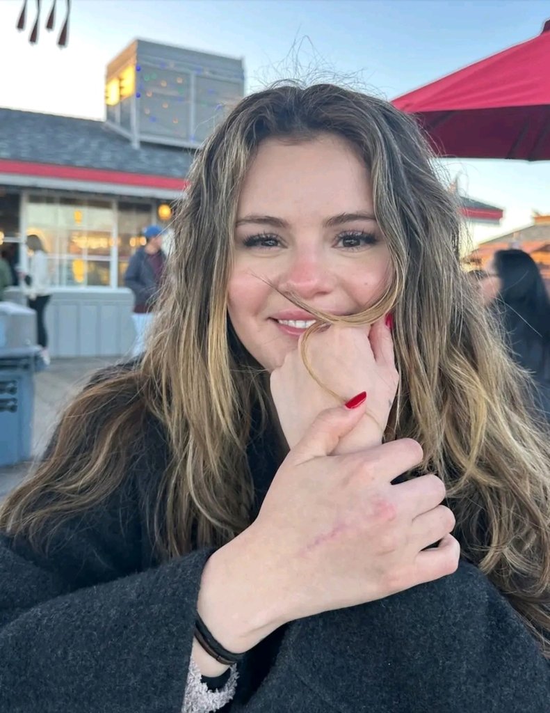 Selena 