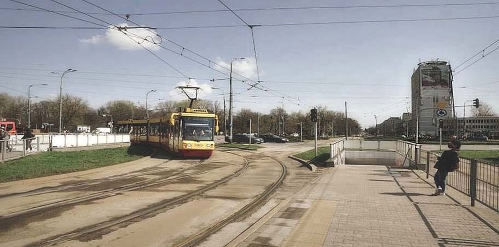 W Warszawie jest szeroko.