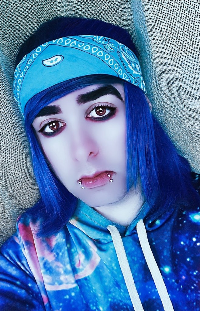 brak emocji 