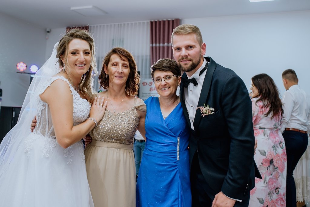 z moj mam i mam chrzestn :) 