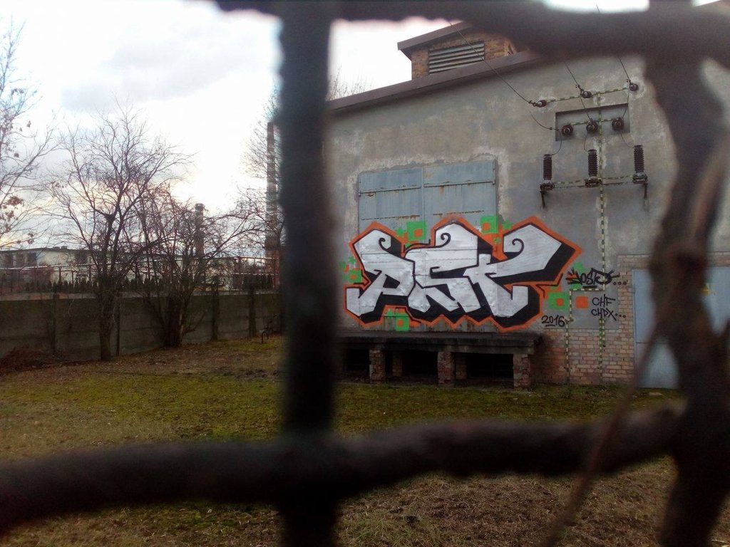 KAPKA SREBRA 16