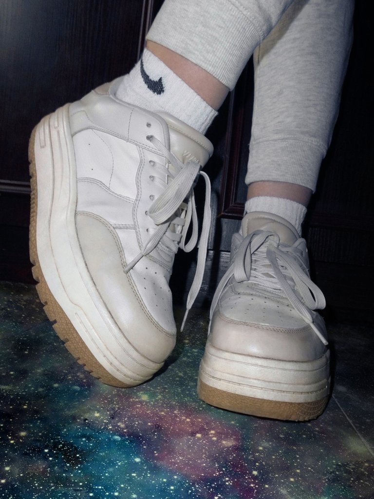 NOWE BUTKI