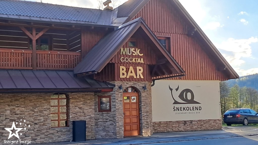 NEKOLEND MUSIC & COCKTAIL B