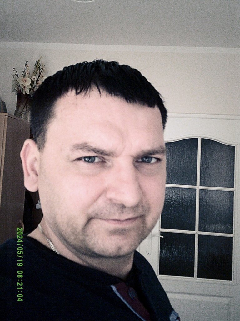 TR