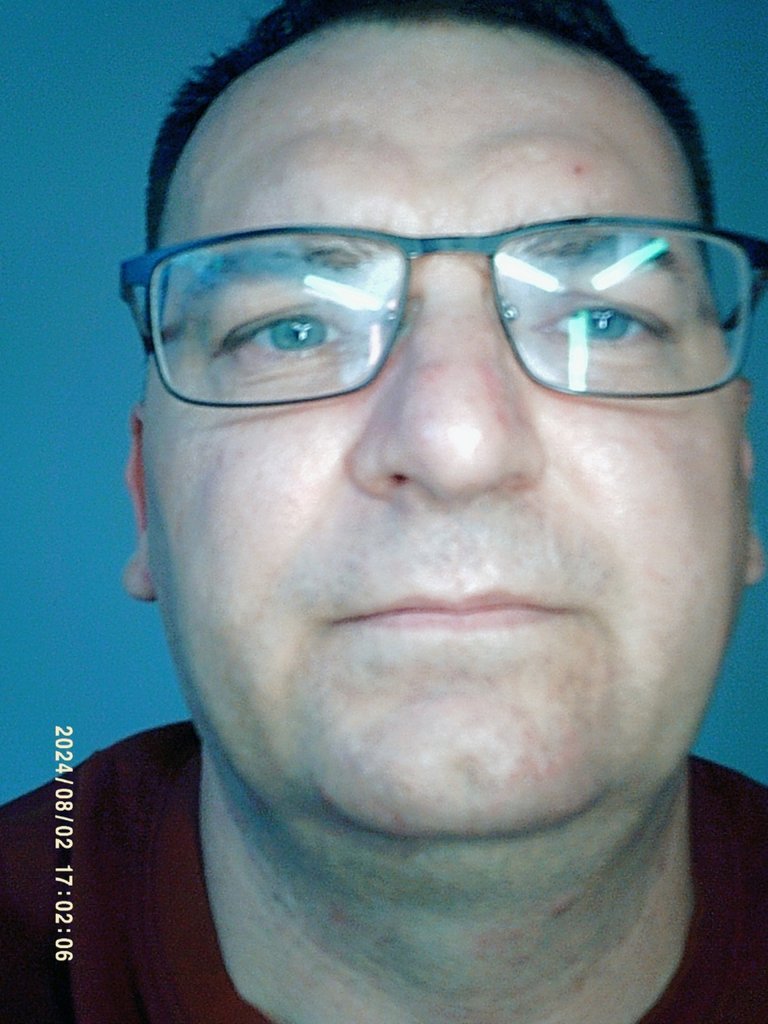 barber ogolona twarz brzytwa 