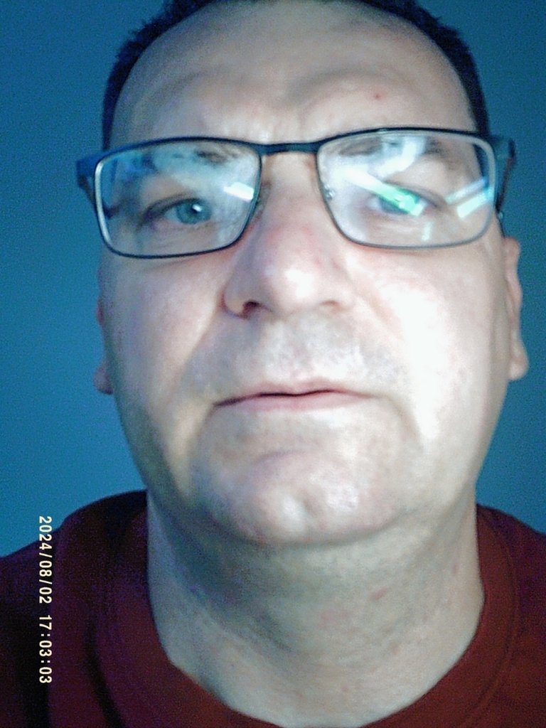 ogolona twarz brzytwa 
