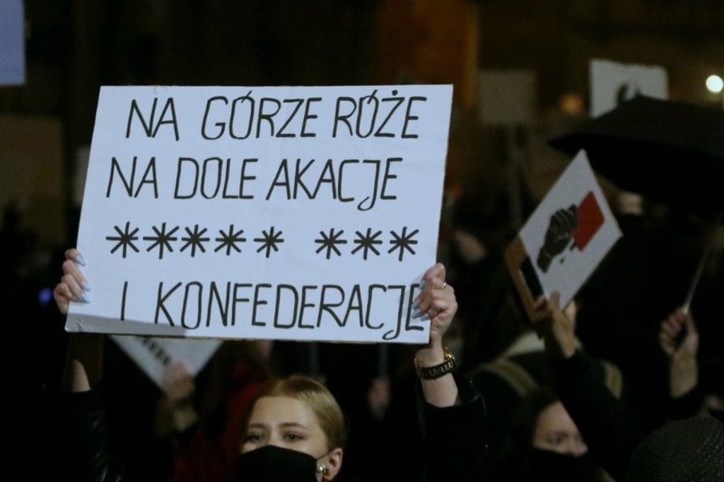8 gwiazdek dla Konfederacji