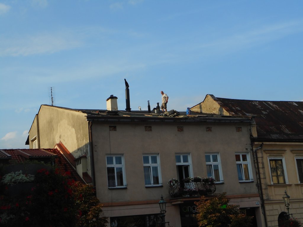 Naprawa pokrywy dachowej