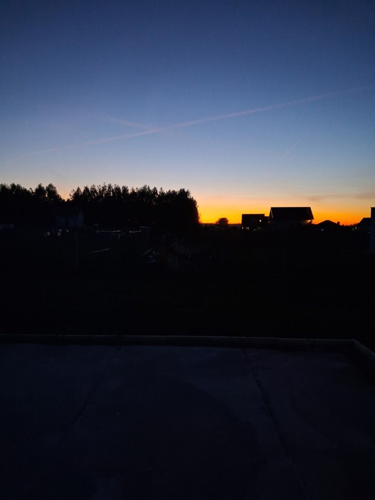 Majwkowe dni.