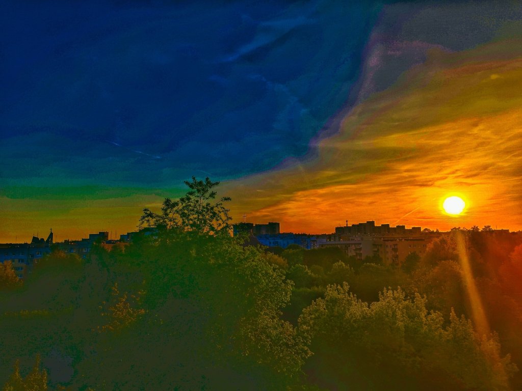 Pozorna pustka we wntrzu