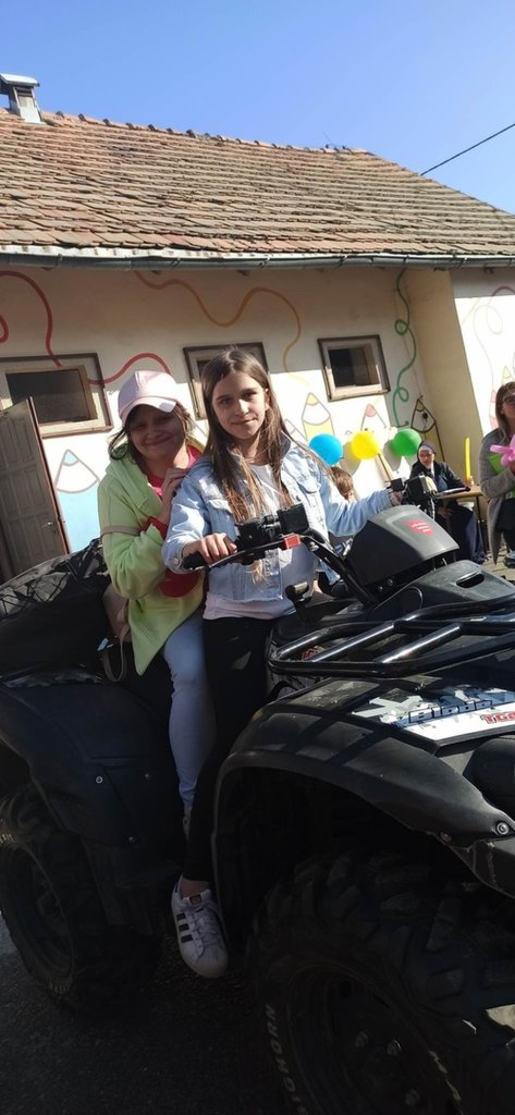 Z Klusi:*