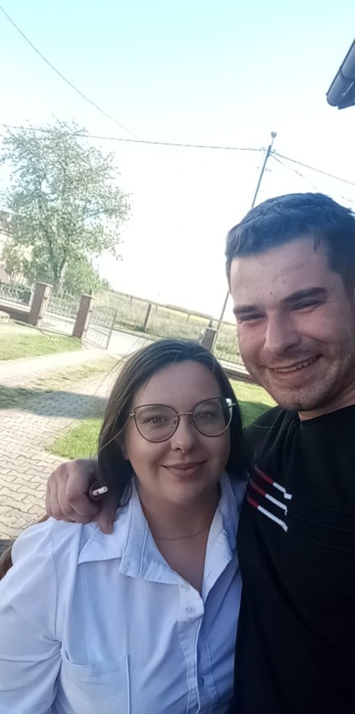 :*