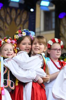 Folk młodym głosem