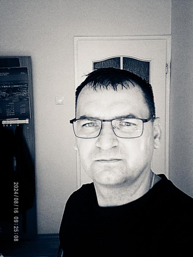 Tomas