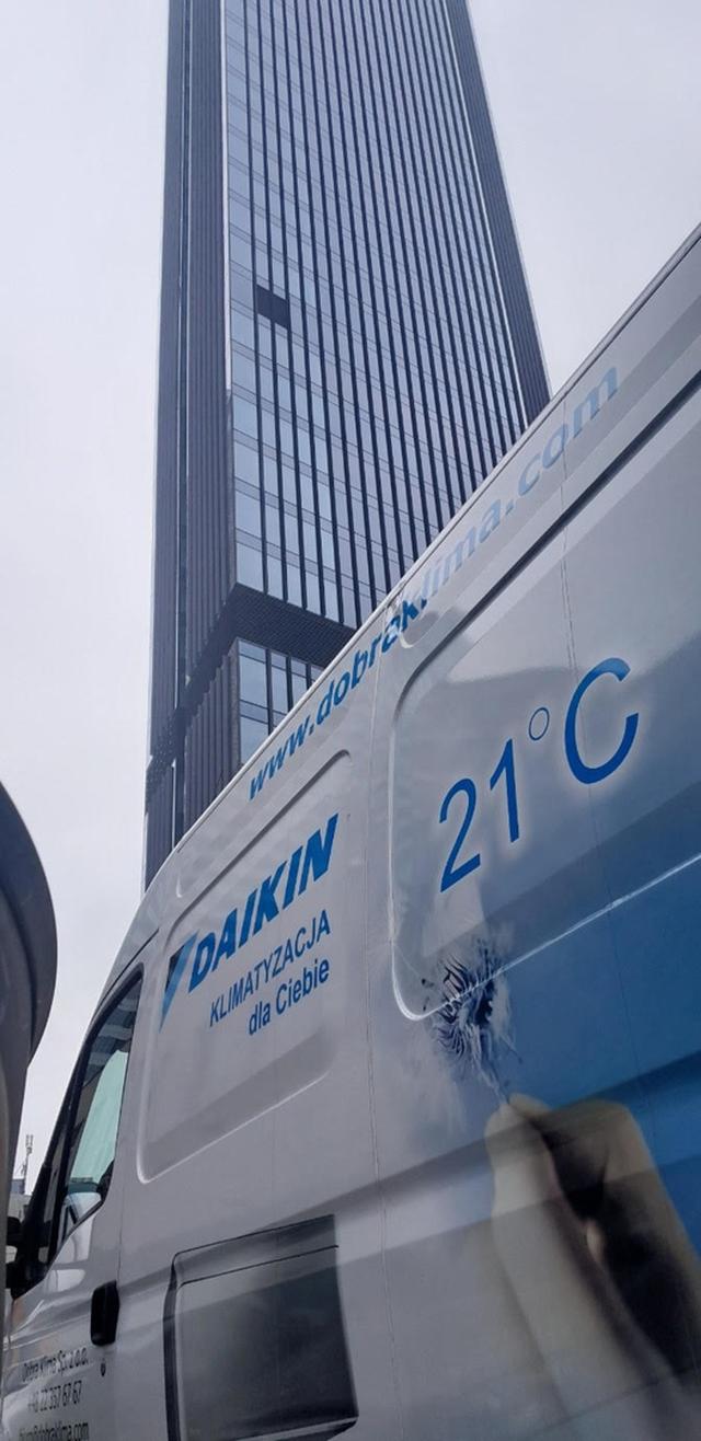 Warszawa sie chodzi